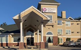 Coast Hinton Hotel